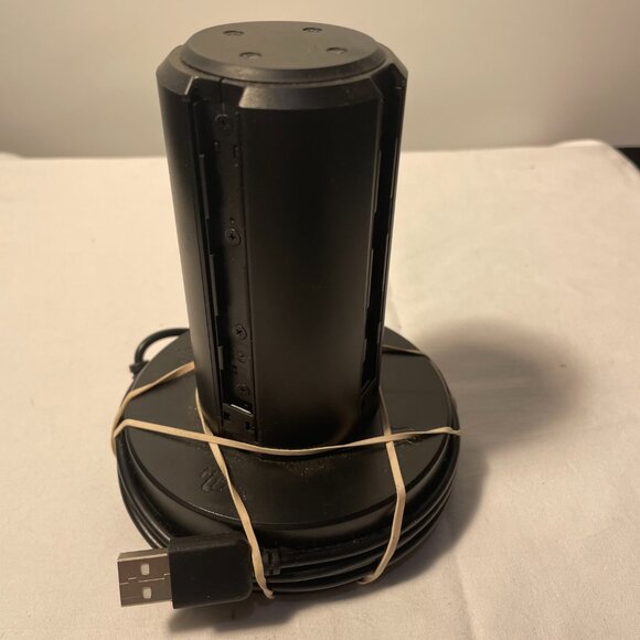 Nintendo Switch Controller Charge Station - Picture 3 of 11